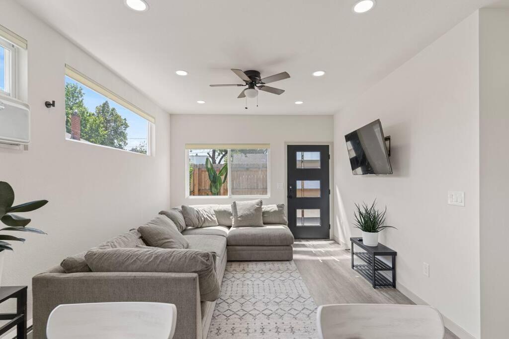 Beautiful Denver Carriage House Экстерьер фото